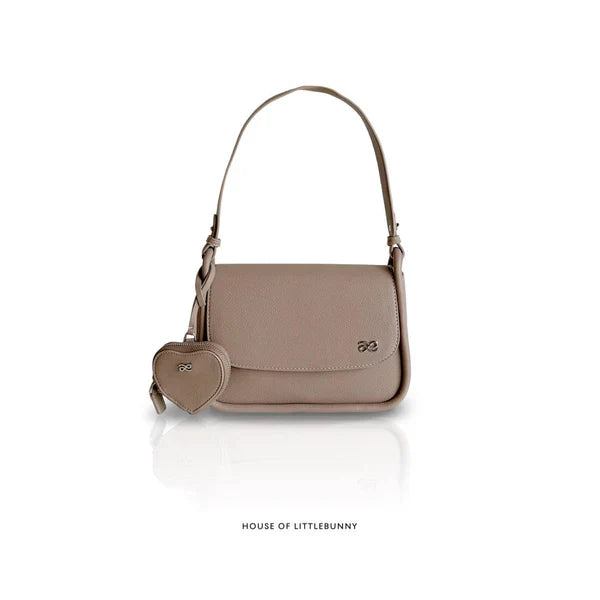 THE HOUSE OF LITTLE BUNNY – PENELOPE